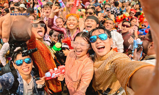 Songkran di Bangkok