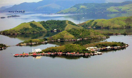 Wisata danau sentani