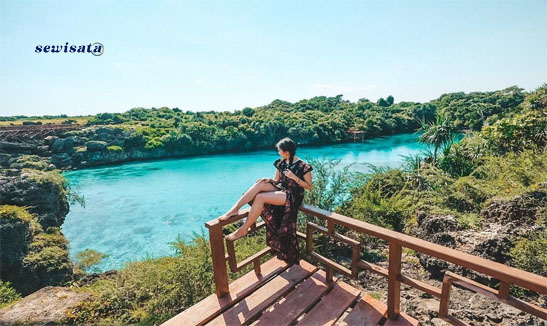 Sewisata Danau Weekuri