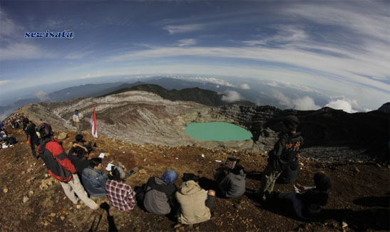 Sewisata Hiking Gunung Dempo