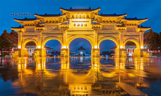 Wisata Chiang Kai-shek Memorial Hall