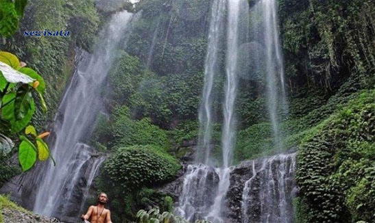 Sewisata Air Terjun Sekumpul