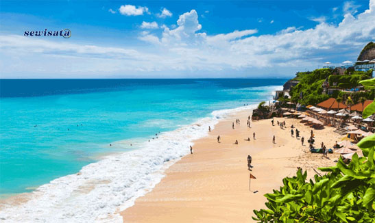 Sewisata Pantai Dreamland – Bali